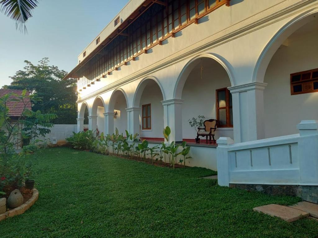 Marari Beach Bungalow Resort Alleppey Mararikulam Buitenkant foto