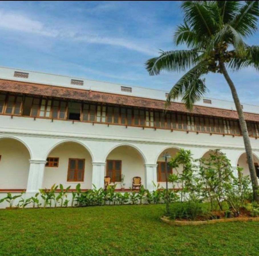 Marari Beach Bungalow Resort Alleppey Mararikulam Buitenkant foto
