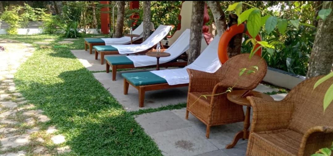 Marari Beach Bungalow Resort Alleppey Mararikulam Buitenkant foto