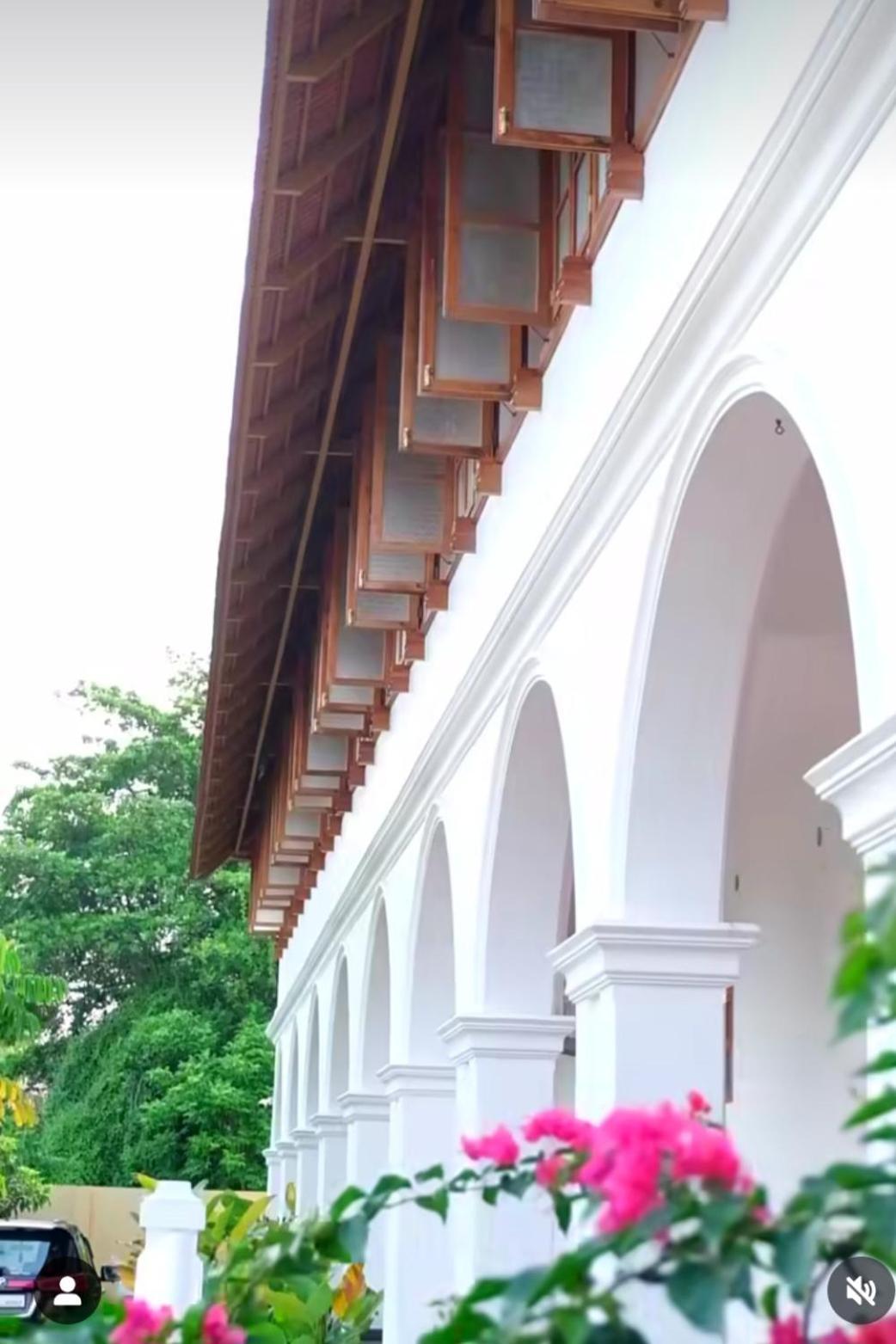 Marari Beach Bungalow Resort Alleppey Mararikulam Buitenkant foto