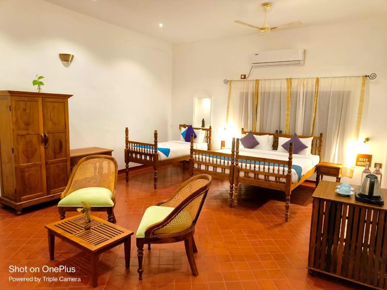 Marari Beach Bungalow Resort Alleppey Mararikulam Buitenkant foto